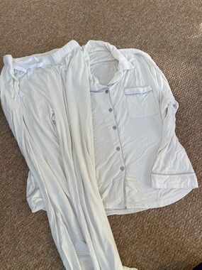 Cozy Earth women’s bamboo pjs set large